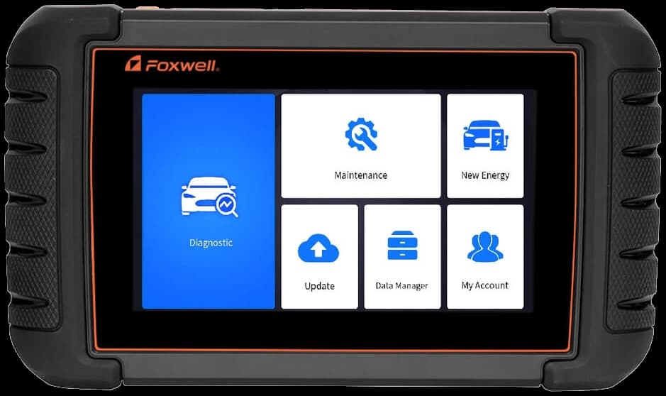 Foxwell i70 II diagnosztikai platform szemből, a kijelzőn a Diagnostic, Maintenance és New Energy menücsempékkel